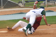 Brian Chatterton tries to apply the tag to baserunner