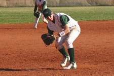 Brian Chatterton making the grab at third base