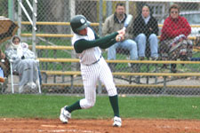 Drew Hortman hits a 2 RBI single