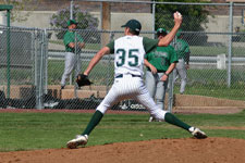 Chris Wright pitching