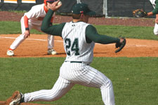 Curtis Porter pitching