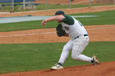 Curtis Porter pitching