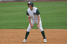 Dustin Migliaccio leading off second base