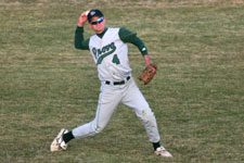 Craig throws to first